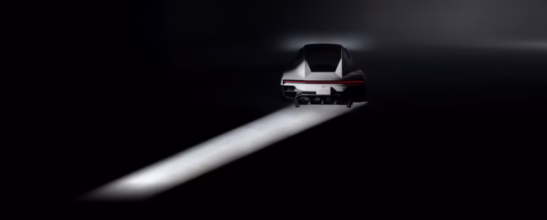 Tesla dévoile enfin son nouveau Roadster au Texas : une voiture électrique capable de décoller du sol